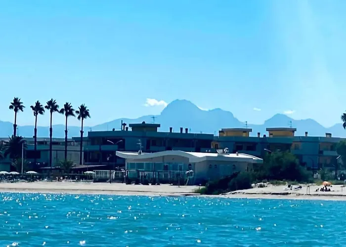 228 * Villa Rosa Di Martinsicuro